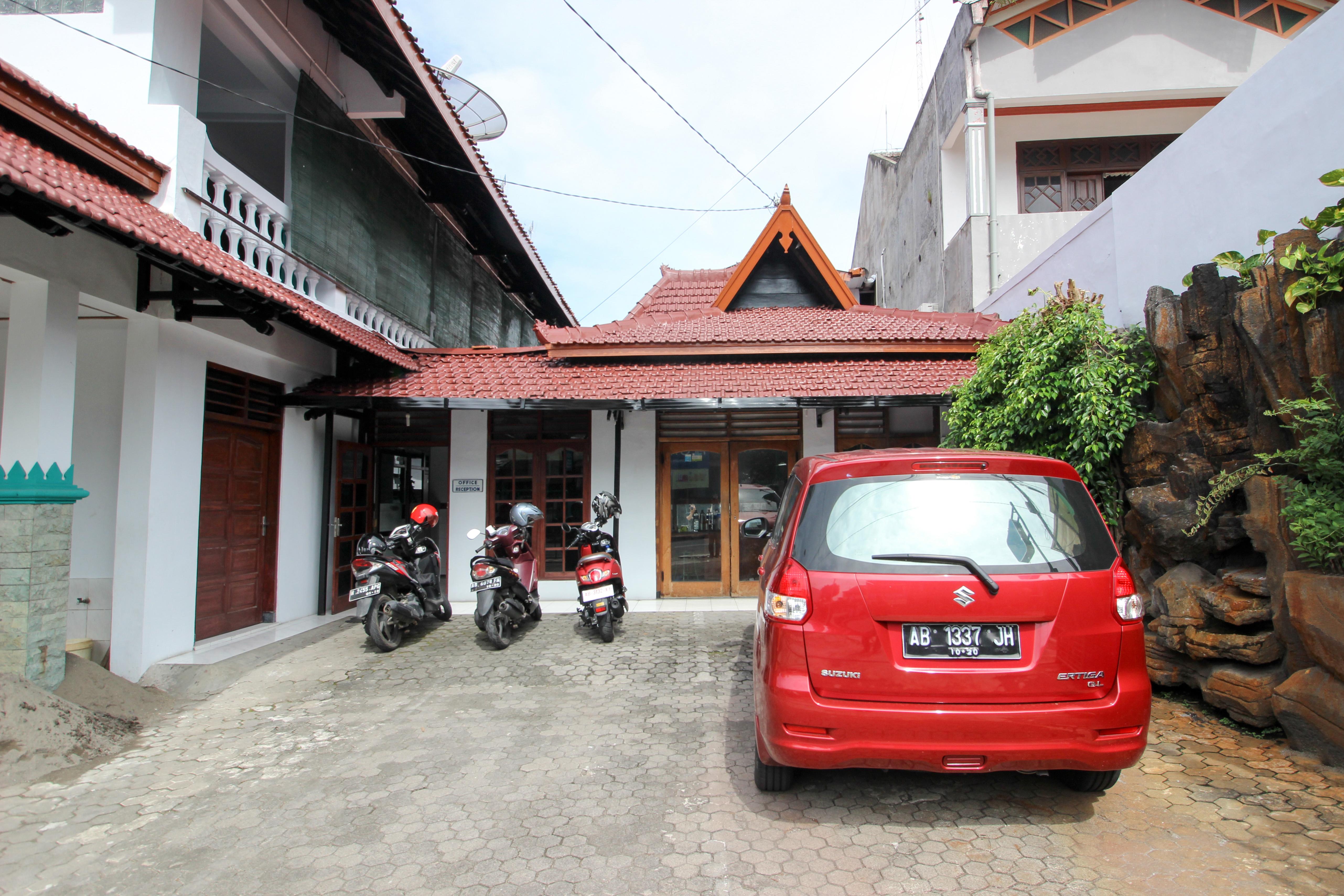 Reddoorz Plus Near Alun Alun Selatan Yogyakarta Exteriér fotografie